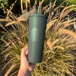 ⭐️ Starbucks Dark Green Studded Venti Iced Cup ⭐️